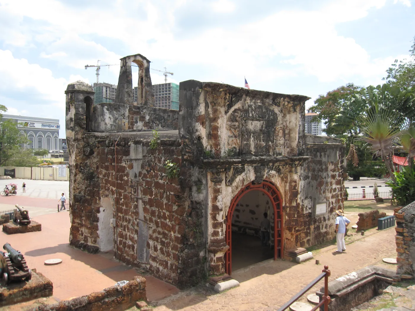 Porta de Santiago, bahagian gerbang A Famosa yang masih kekal